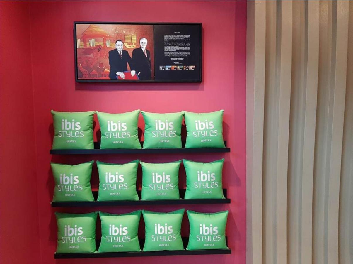 Ibis Styles Kuala Lumpur Fraser Business Park Exterior foto